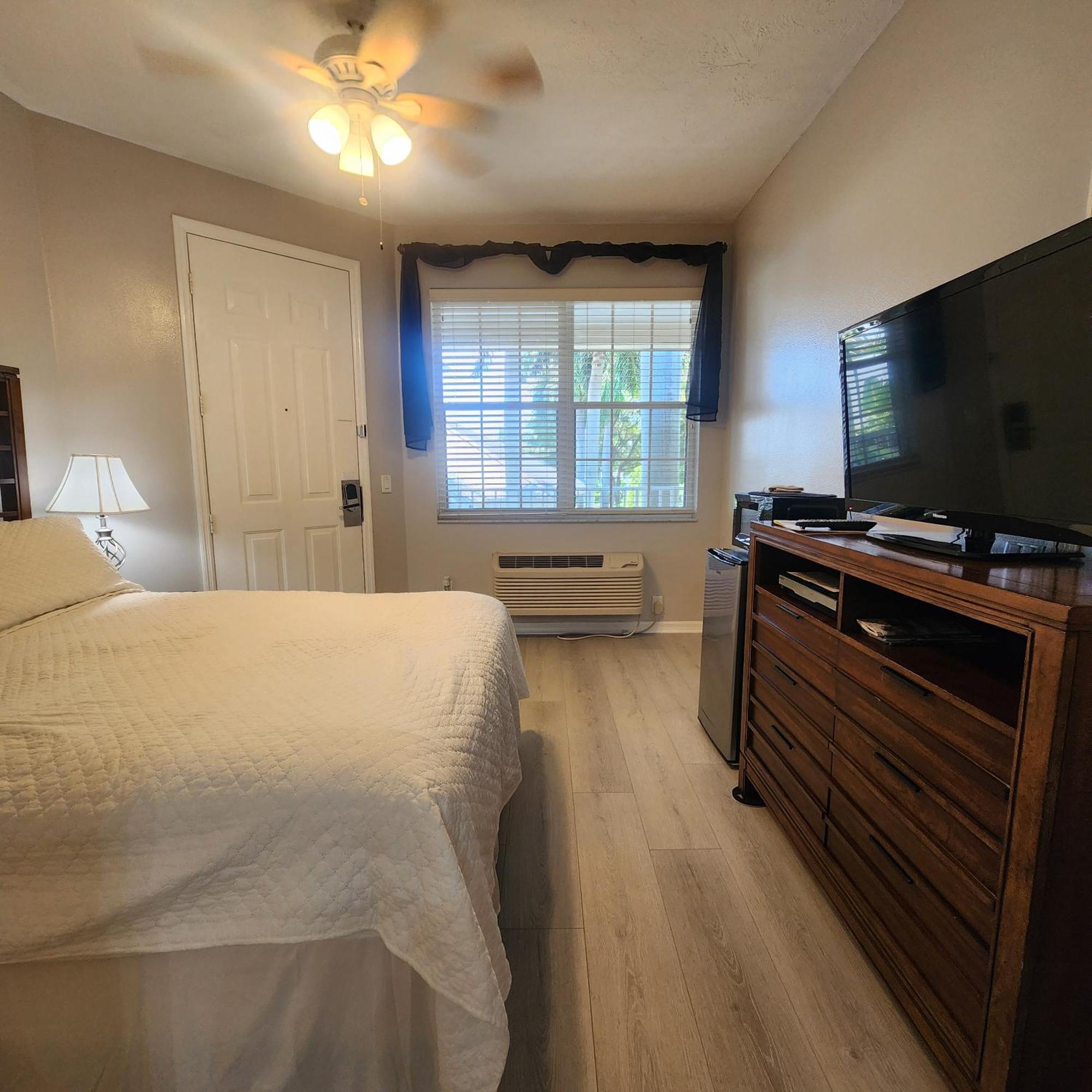 1 Bed 1 Bath At Img Near Beach Bradenton Exterior foto